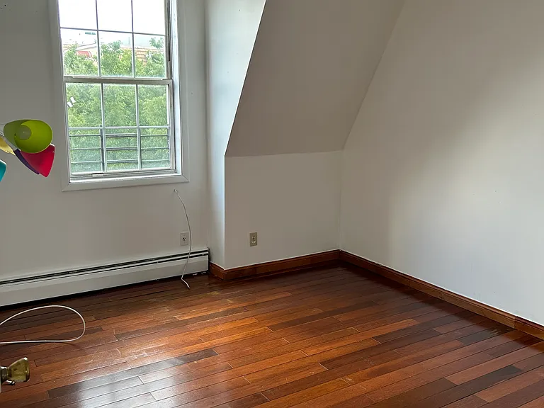 1218 Vyse Ave #2 — Photo 8