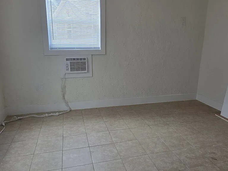 7 Pine Ridge Dr — Photo 2