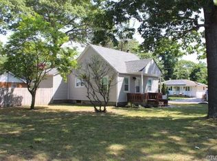 107 Neighborhood Rd, Mastic Beach, NY 11951