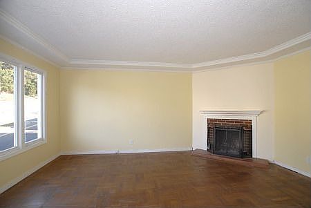 2nd image of 1535 La Salle Ave