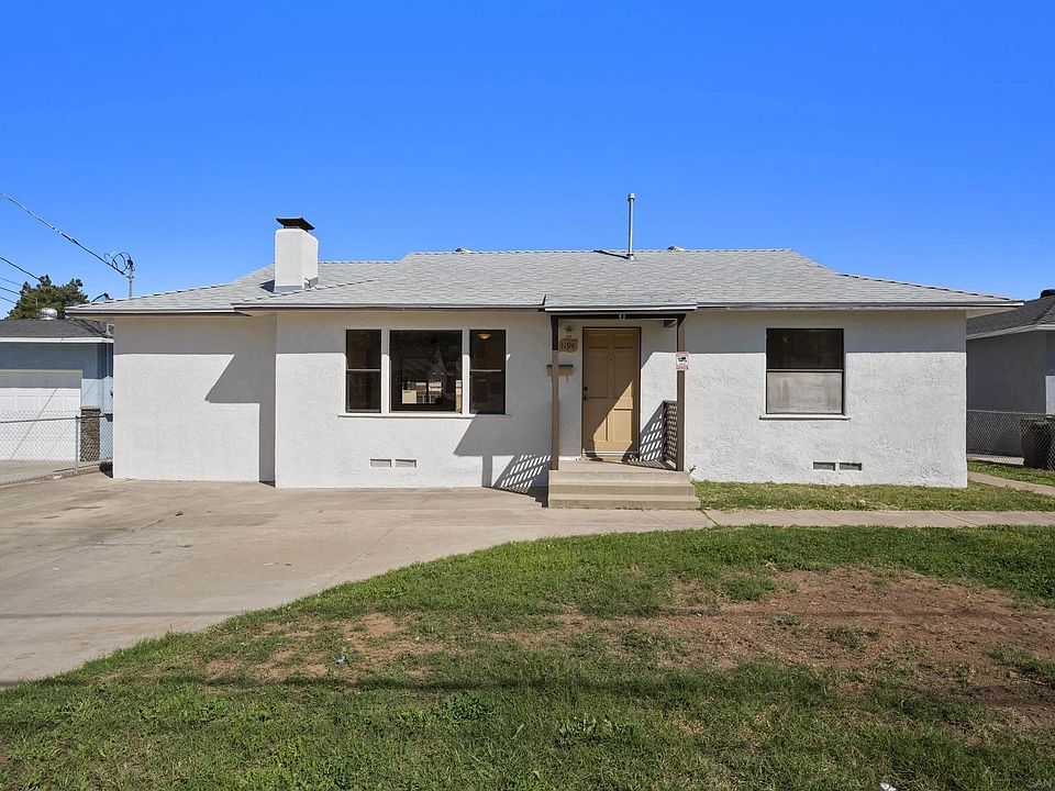 1st image of 1194 Andover Rd