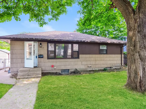3912 Halifax Ave N, Robbinsdale, MN 55422