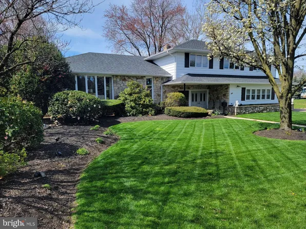 804 S Chester Ave, Riverside, NJ 08075