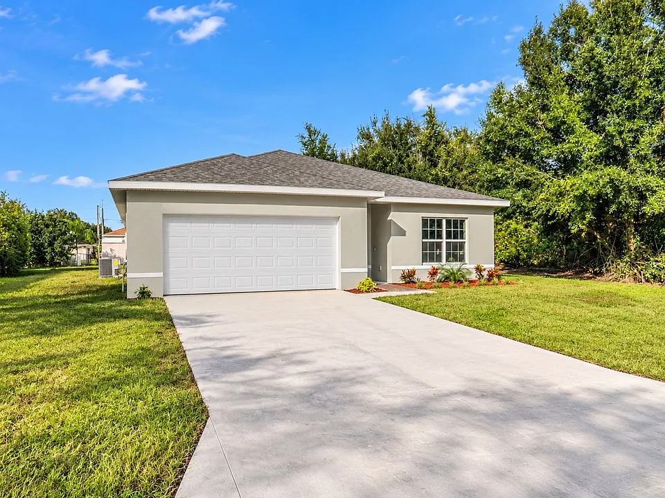 246 Cheshire Ct