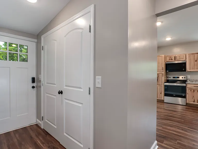 327 Ohio Ave #327 — Photo 4