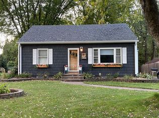 1815 36th St, Moline, IL 61265