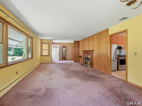 5th image of 30 Maple Row
