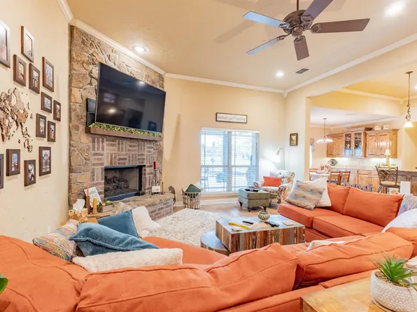 12141 Copper Ct, Tyler, TX 75706