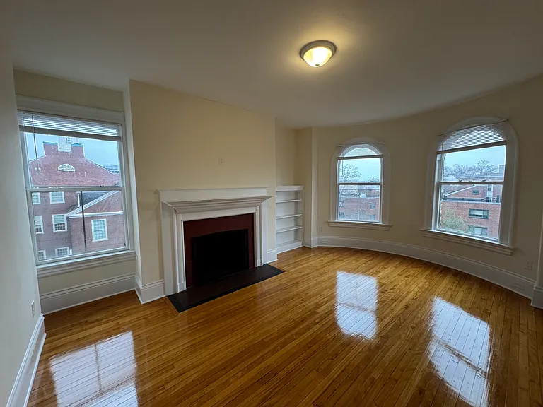 2 Ware St #202 — Photo 5
