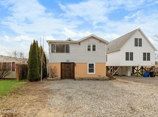 320 Elizabeth Ave, Toms River, NJ 08753