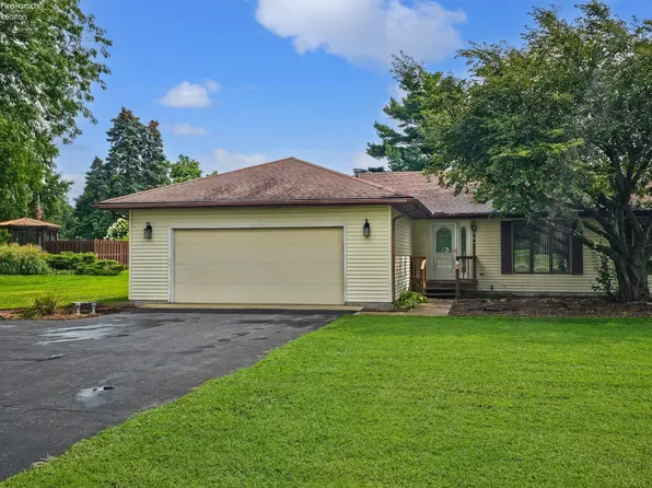 1909 S Main St, Clyde, OH 43410