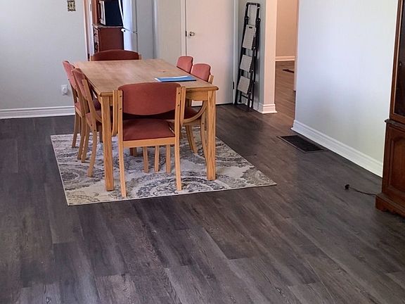 4th image of 329 James St E
