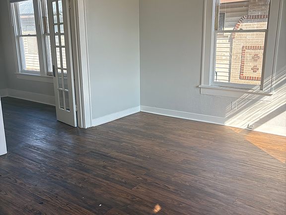 2nd image of 632 Kings Hwy #632