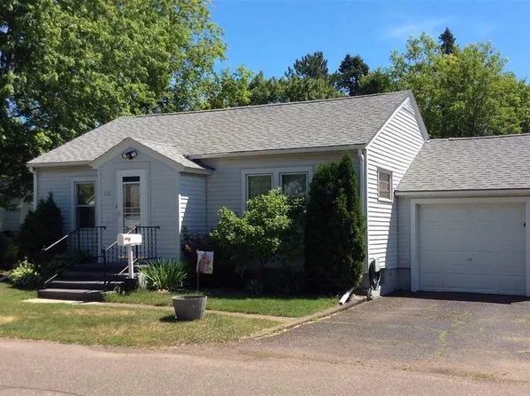 318 17th St, Cloquet, MN 55720
