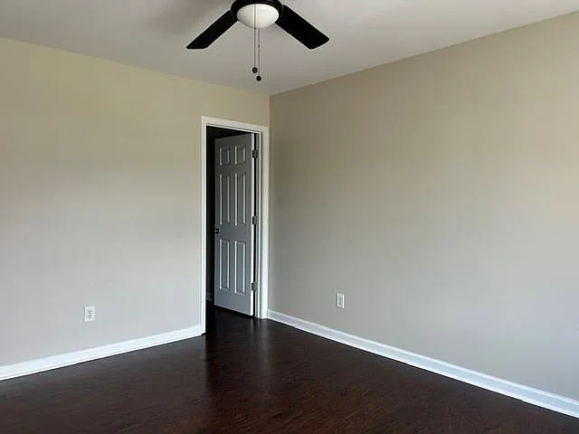 137 Avalon Dr — Photo 9