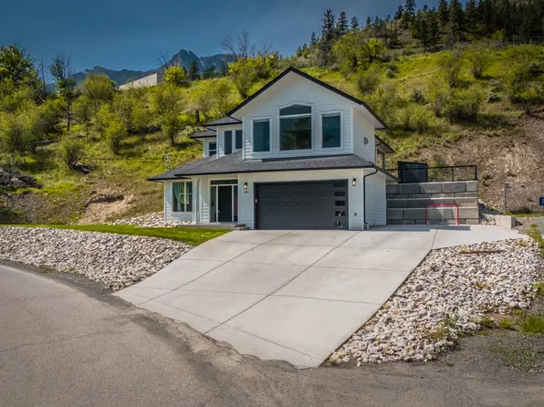 293 Park Dr, Lillooet, BC V0K 1V0