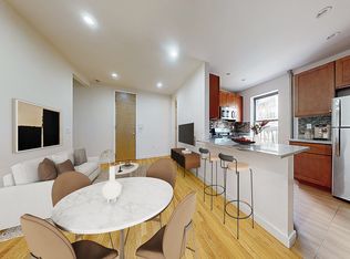 3115 32nd St APT 3, Astoria, NY 11106