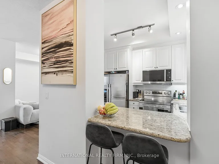 628 Fleet St #711 — Photo 12