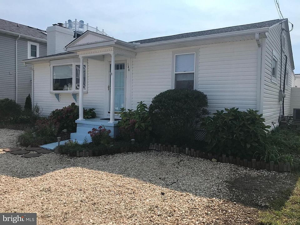 1st image of 144 Layton Dr