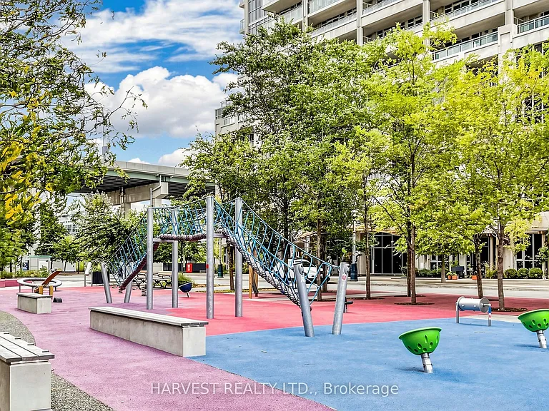 209 Fort York Blvd #380 — Photo 38