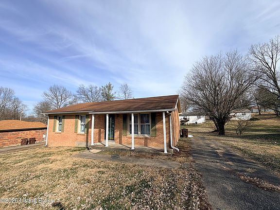 2nd image of 35 Hobart Dr