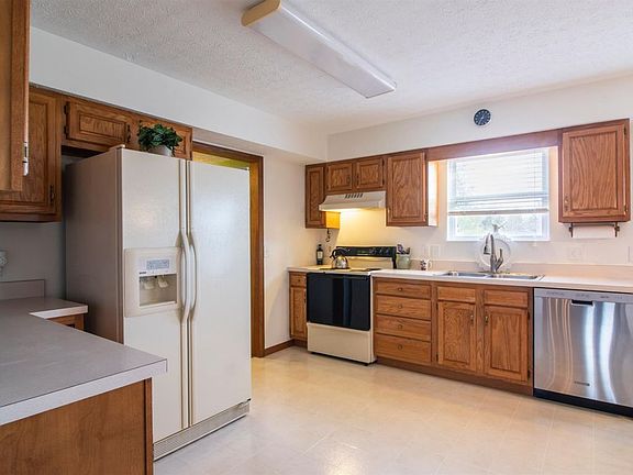 5th image of 6581 Willow Dale Ct
