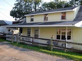 119 New York Ave, West Union, WV 26456