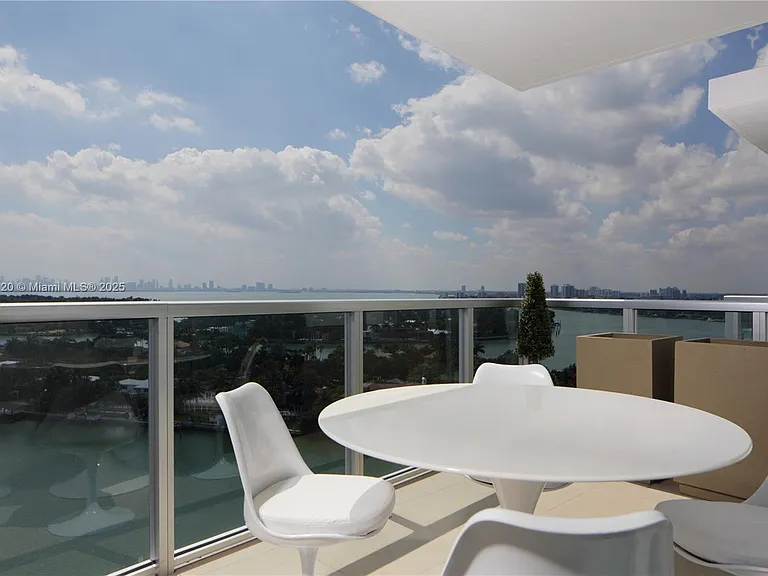 6700 Indian Creek Dr #Penthouse 5 — Photo 4