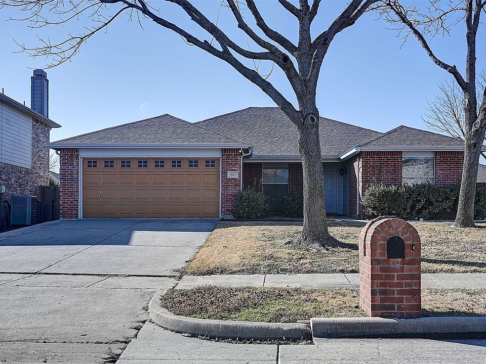 1st image of 607 Claiborn Ln