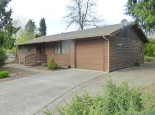 2103 Woodridge Ave, Mount Vernon, WA 98273