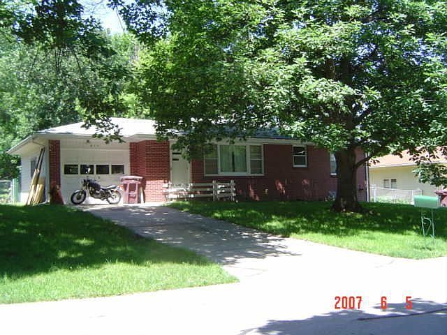 1st image of 911 N 58th St