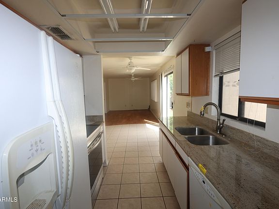5th image of 15843 N 26TH Avenue