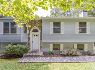 1708 Richland Hills Dr, Salem, VA 24153