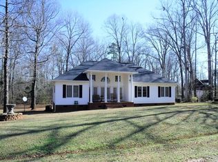 139 Persimmon Dr, Saluda, SC 29138