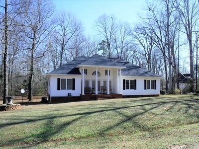139 Persimmon Dr, Saluda, SC, 29138