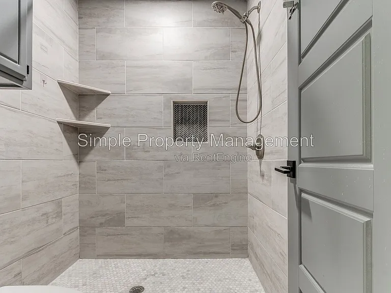 2009 Oakcreek Dr — Photo 17