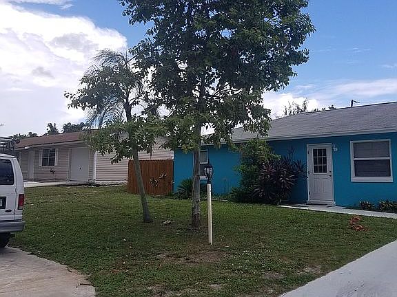 2nd image of 2311 NE 21st Ave
