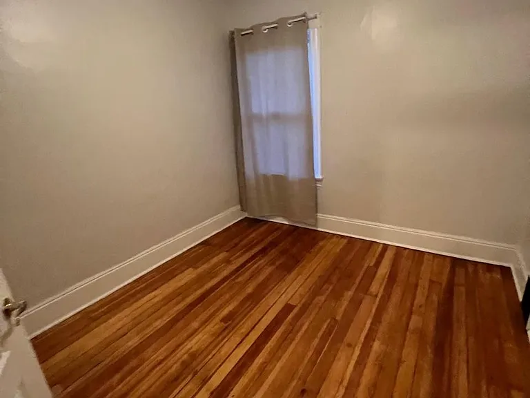 2256 N High St #1 — Photo 16