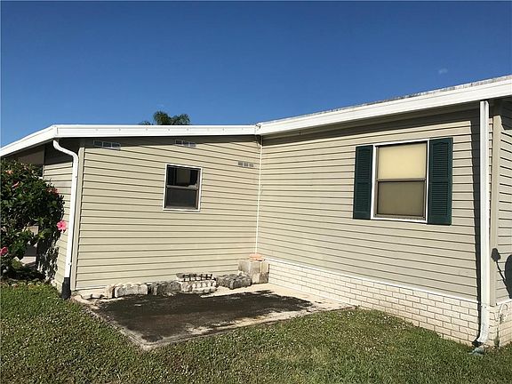 4th image of 16235 SW Indianwood Cir