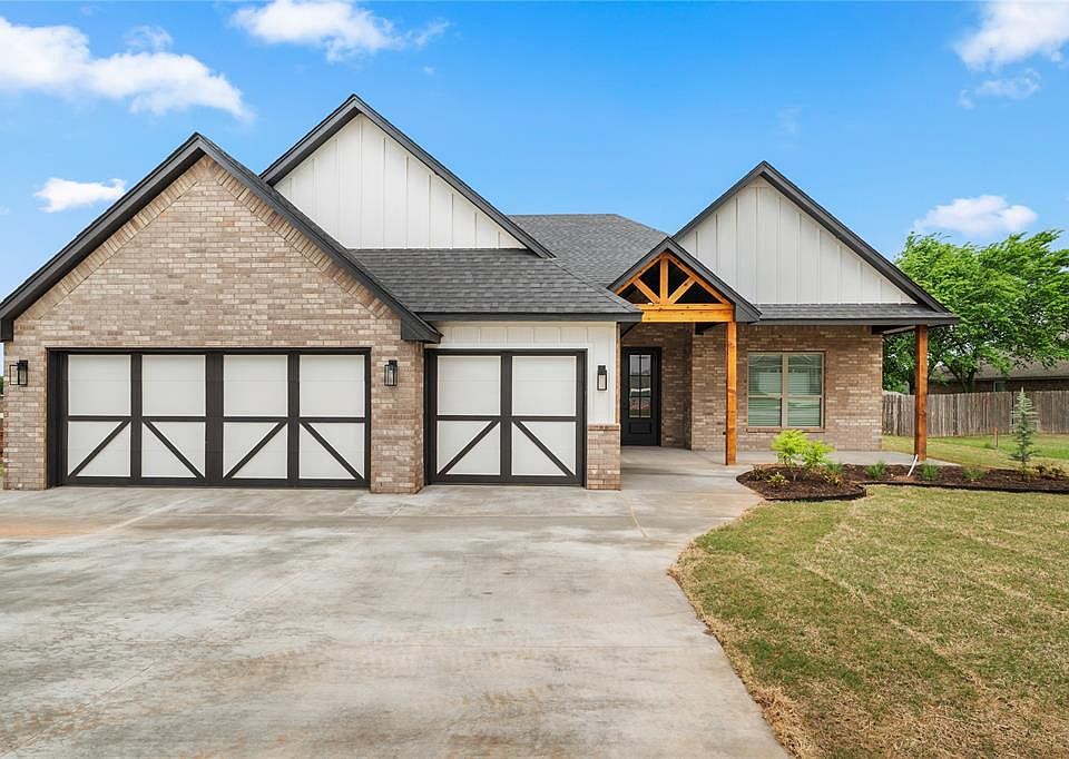 1st image of 1437 Buckhorn Pl