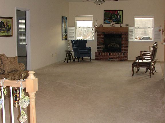 Living Rm