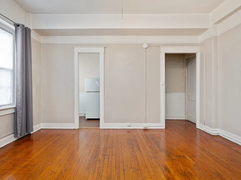 Dulion Apartments — Photo 20