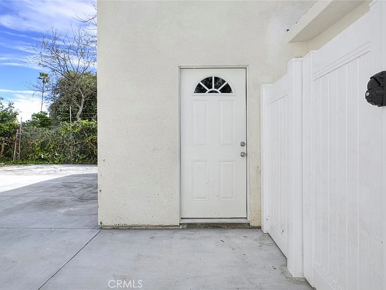 7300 N Firmament Ave — Photo 2