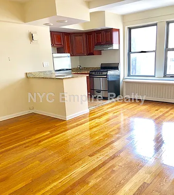 Rented by NYC Empire Realty Inc | media 5