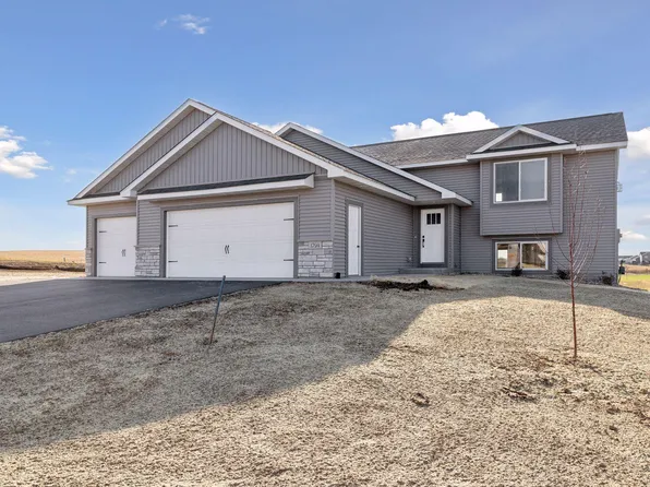 191 Wood Duck Ln, Baldwin, WI 54002