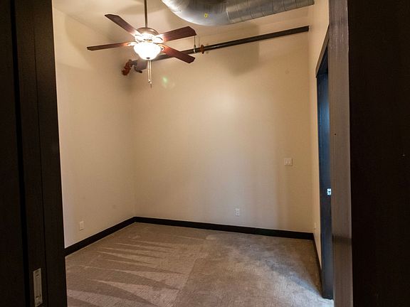 5th image of 107 N Detroit Ave APT 203