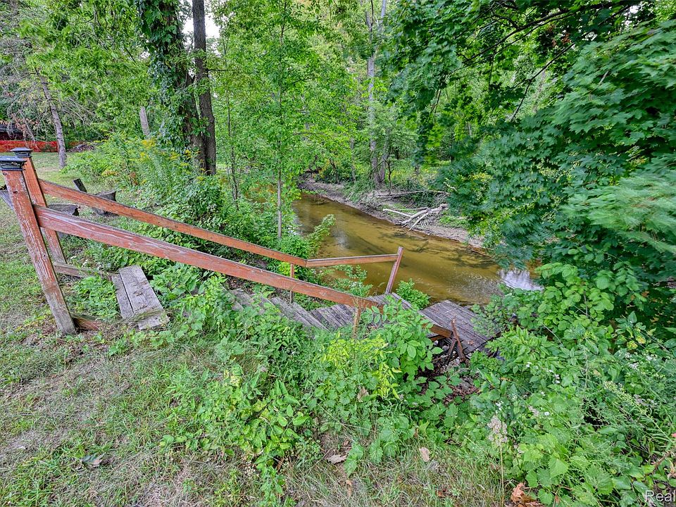 37899 Hayes Rd, photo 30