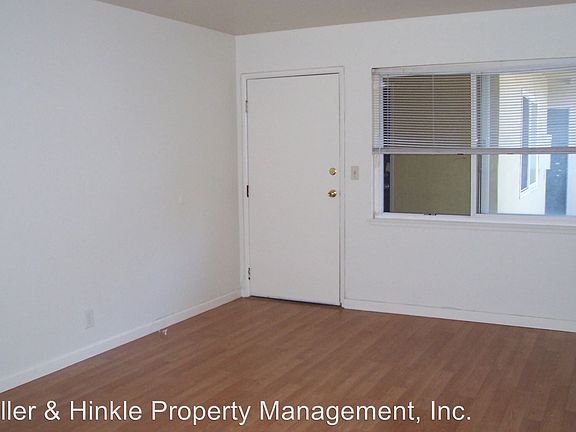 3rd image of 345 N 6th St APT 13