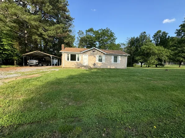 108 Short St, Dickson, TN 37055