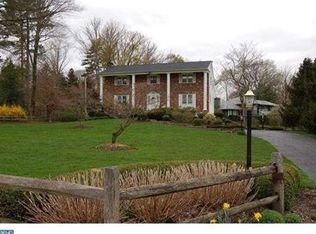 844 Thomas Rd, Lafayette Hill, PA 19444